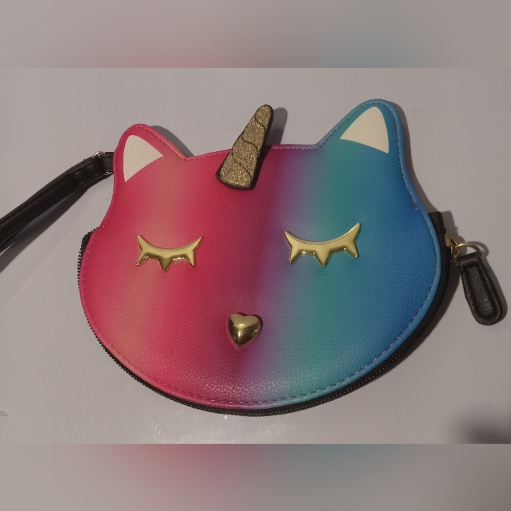 Luv Betsey Johnson Rainbow Unicorn Cat Wristlet Wallet Zip Around Kitty Wallet‎